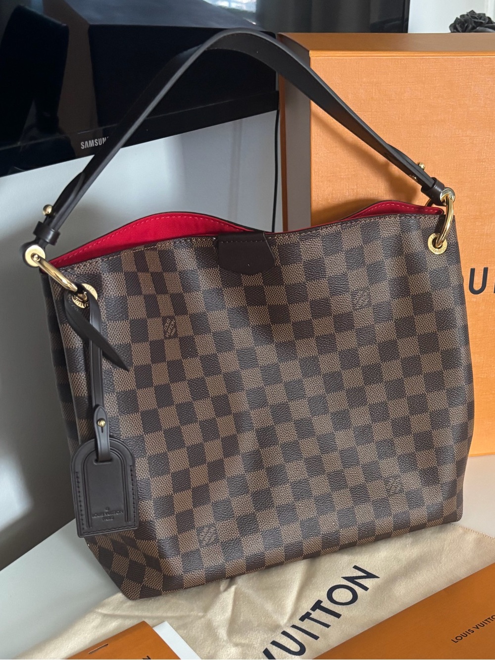 Louis Vuitton Graceful PM Brown Damier Shoulder Bag with Red Interior - Picture 6 of 16
